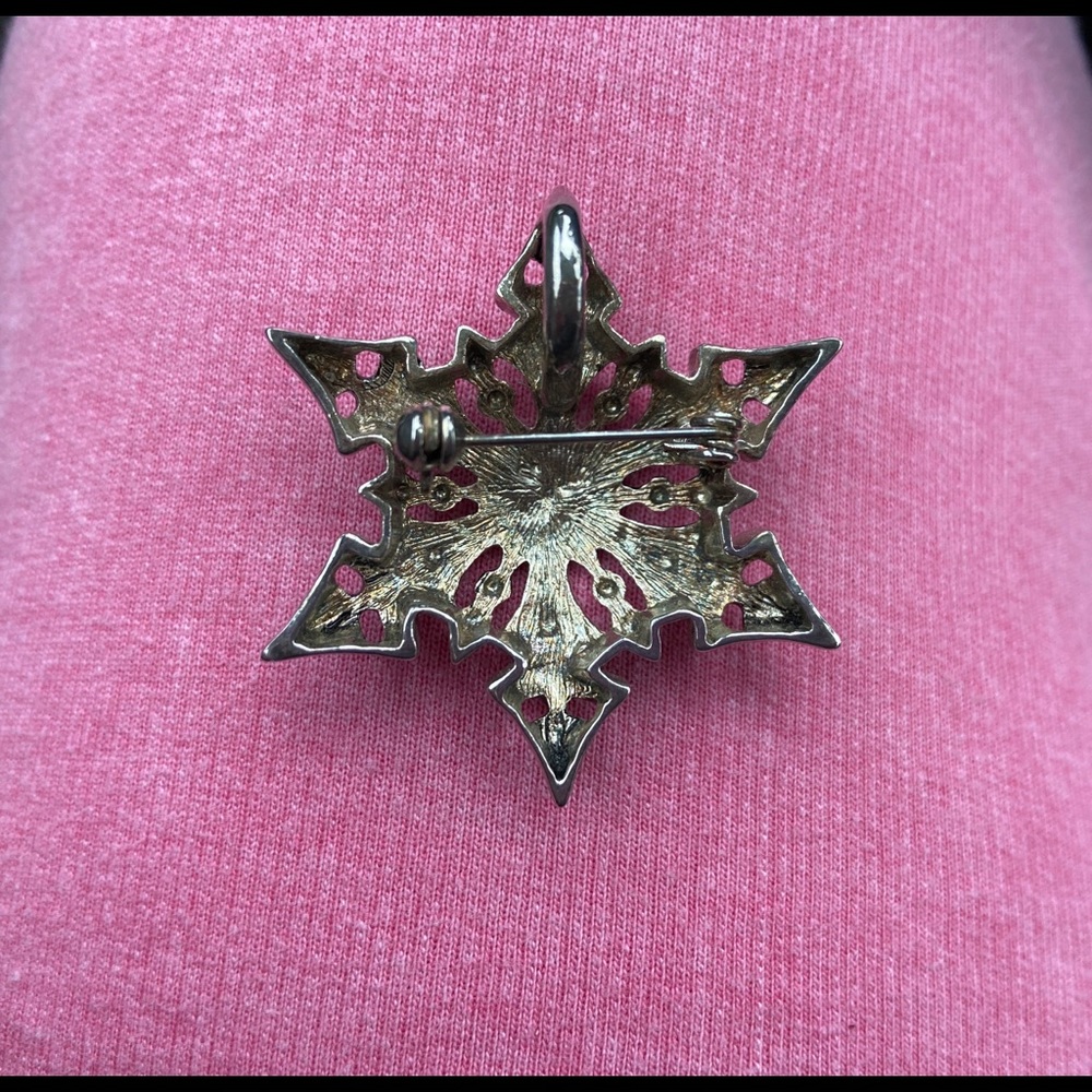 Silver Snowflake Pendant or Pin - Picture 2 of 2